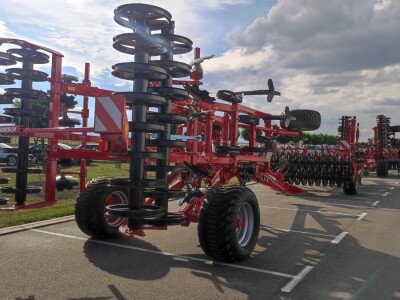 Jerković d.o.o.: Premijera novog modela CLAAS kombajna – EVION