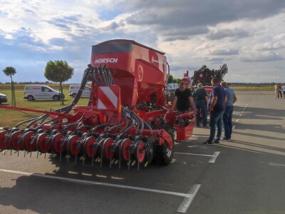 Jerković d.o.o.: Premijera novog modela CLAAS kombajna – EVION