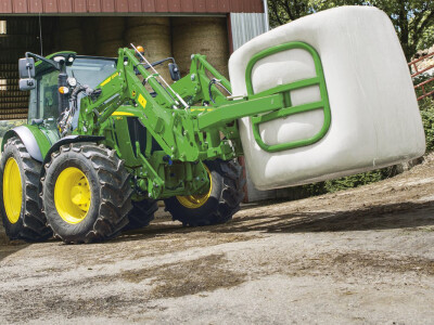 Traktor John Deere 5R