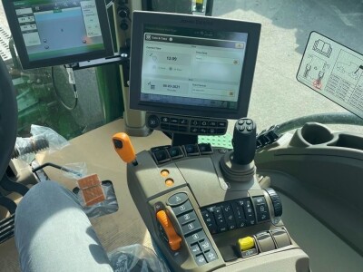 John Deere 8RX 410 traktor meseca John Deere 8RX 410 traktor meseca