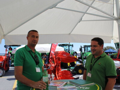 John Deere 8RX traktor gusjeničar