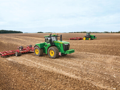 Traktor John Deere 9R/RT