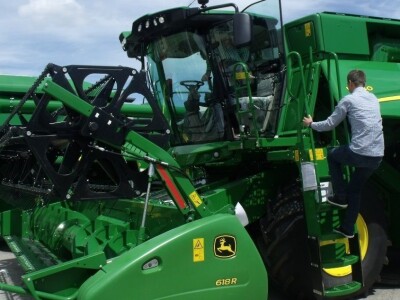 John Deere kombajni