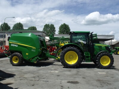 John Deere kombajni