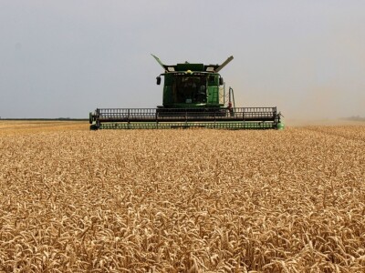 John Deere S770i kombajn