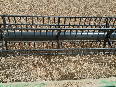 John Deere S770i kombajn