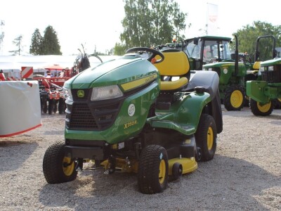 John Deere traktori na Novosadskom sajmu