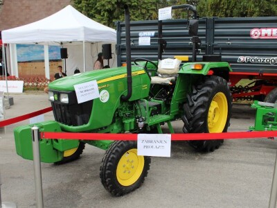 John Deere traktori na Novosadskom sajmu