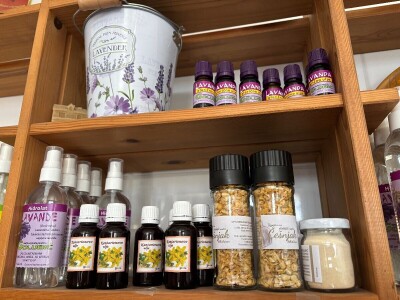 Kad je korov prijatelj, a srna kosilica