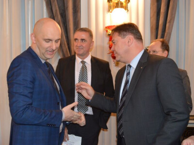 Hrvatsko naj Hrvatsko naj