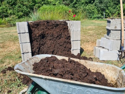 Kako napraviti komposter i proizvesti glistal?