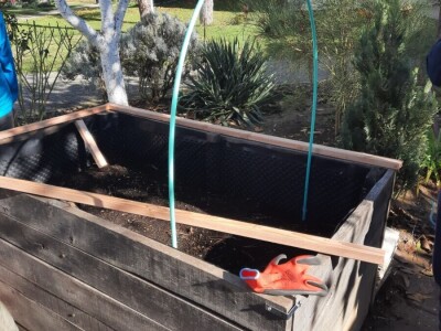 Kako produžiti vrtlarsku sezonu postavljanjem jednostavnog plastenika