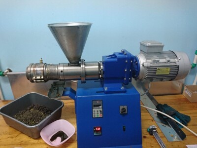 Kapljice Sunca, hladno prešano suncokretovo ulje