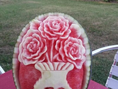 Karving - umetničko delo od voća i povrća