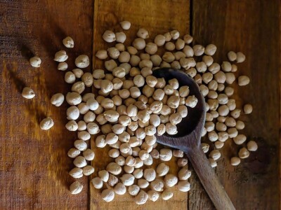 Katalog Riznica ukusa uskoro bogatiji za nove sorte i proizvode iz Hercegovine Katalog Riznica ukusa uskoro bogatiji za nove sorte i proizvode iz Hercegovine