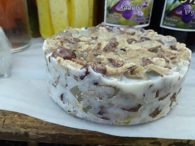 Katalog Riznica ukusa uskoro bogatiji za nove sorte i proizvode iz Hercegovine Katalog Riznica ukusa uskoro bogatiji za nove sorte i proizvode iz Hercegovine