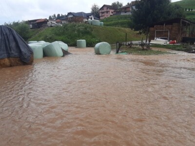 Katastrofalne poplave u Bužimu