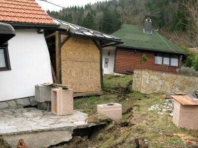 Kliziste usled pražnjenja jezera