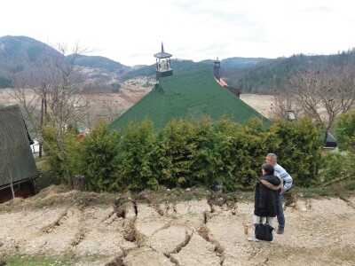 Klizište uslijed pražnjenja jezera