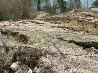 Klizište uslijed pražnjenja jezera