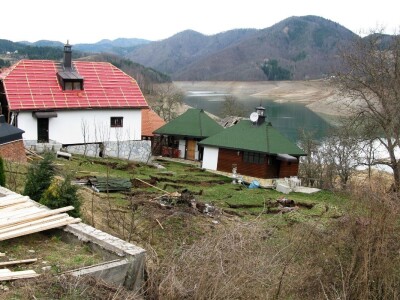 Klizište uslijed pražnjenja jezera