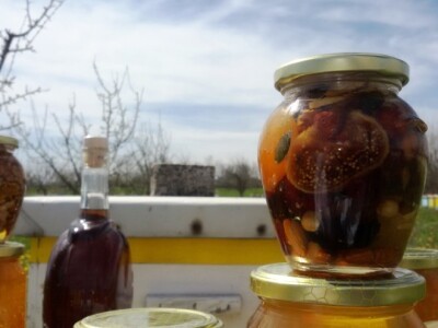 Koje voće najbolje ide uz med? Koje voće najbolje ide uz med?