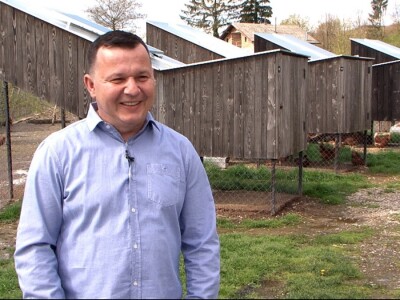 Kokošvaroš- farma za uzgoj eko peradi Kokošvaroš- farma za uzgoj eko peradi