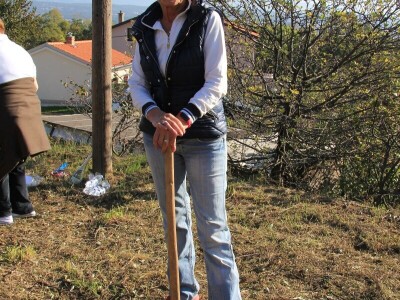 Kolektivna sadnja drveća u Kastvu