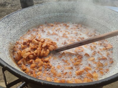 Kolinje 2021. (svinjske polovice, kobasice, čvarci, meso, mast)