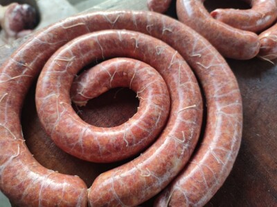 Kolinje 2021. (svinjske polovice, kobasice, čvarci, meso, mast)