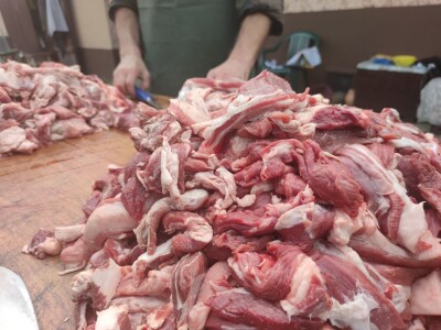 Kolinje 2021. (svinjske polovice, kobasice, čvarci, meso, mast)