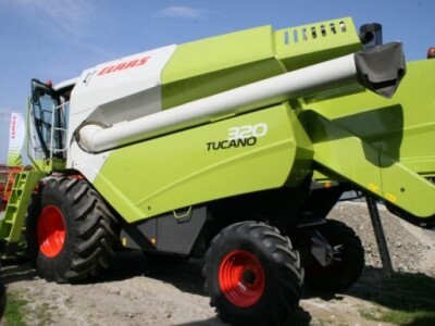 Kombajn Claas Tucano 320