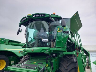 Kombajn kamp u Novocommerce Internationalu