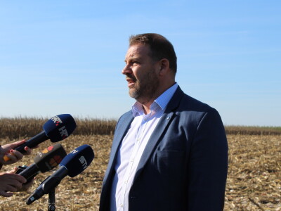 Komparativni pokus hibrida kukuruza na pokušalištu FAZOS-a