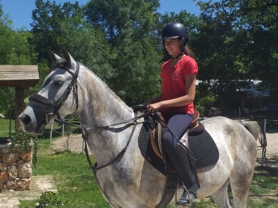 Konjički klub "Stina" vode tri sestre