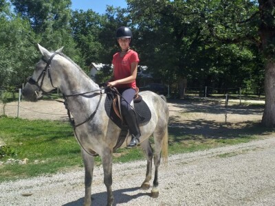 Konjički klub "Stina" vode tri sestre