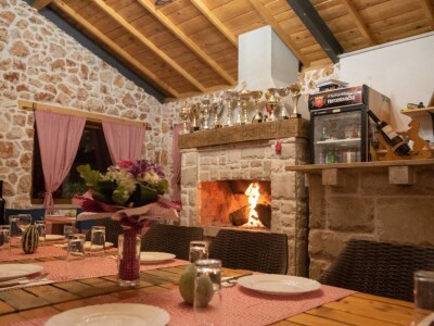 Konjički klub "Stina" vode tri sestre