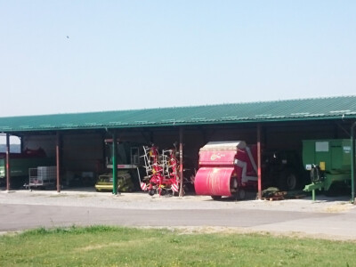 Nadstrešnica za strojeve Nadstrešnica za strojeve