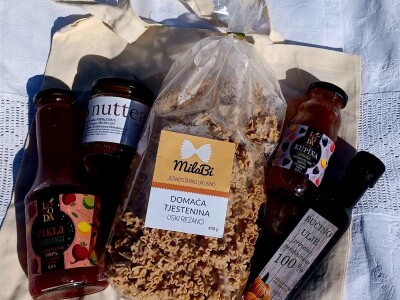 Košarice sa slavonskim delicijama