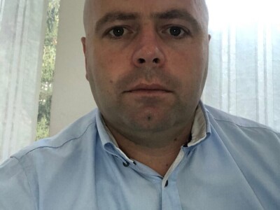 Kostajnica u oktobru miriše na pečeni kesten Kostajnica u oktobru miriše na pečeni kesten