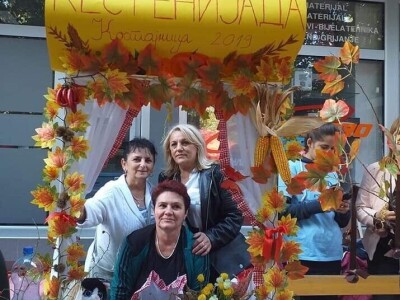 Kostajnica u oktobru miriše na pečeni kesten Kostajnica u oktobru miriše na pečeni kesten