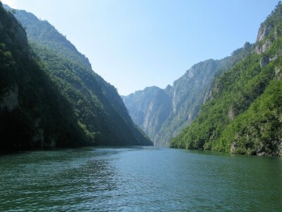 Krstarenje kroz kanjon reke Drine