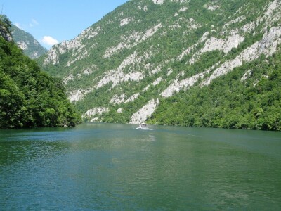 Krstarenje kroz kanjon reke Drine