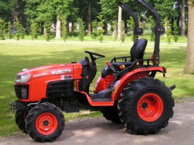 Traktor Kubota B30