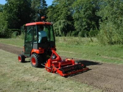 Traktor Kubota BX