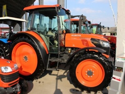 Traktor Kubota M