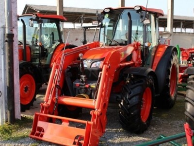Traktor Kubota M