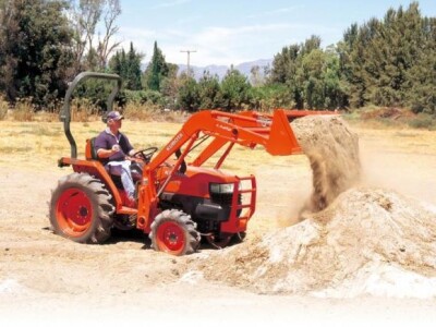 Traktor Kubota L