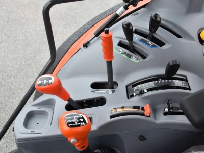 Kubota M5000