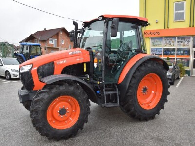 Kubota M5000